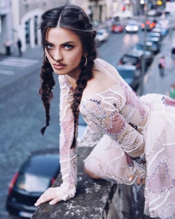 开云体育官网-【伯辣图】哲学不属于余生