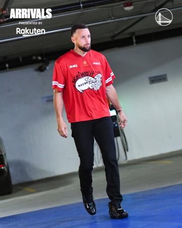 kaiyun-库里继续替补17+5勇士险胜国王结束4连败，梅尔顿21+4+5